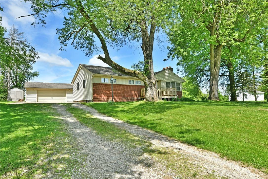 Cortland, OH 44410,2997 Youngstown Kingsville RD