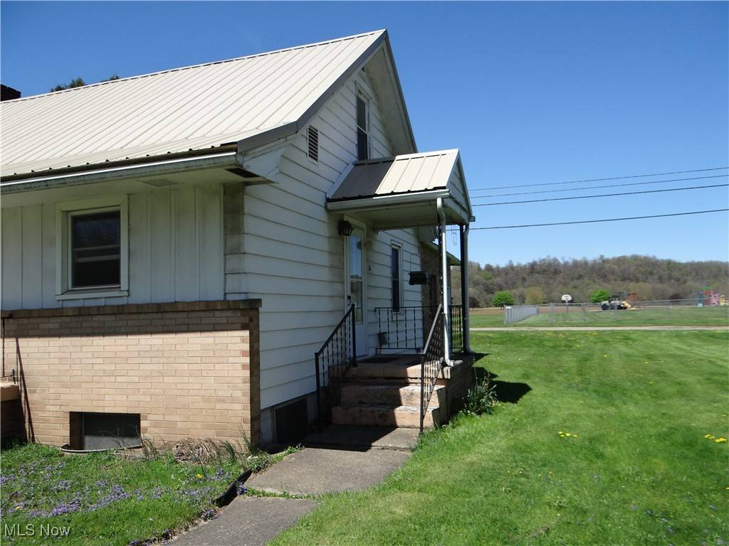 Malvern, OH 44644,221 W Wood ST