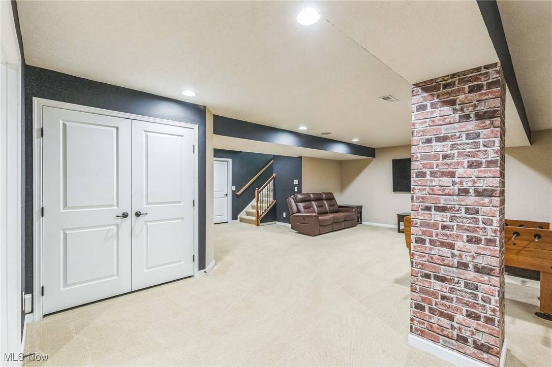 Twinsburg, OH 44087,3047 Liberty Ledges DR
