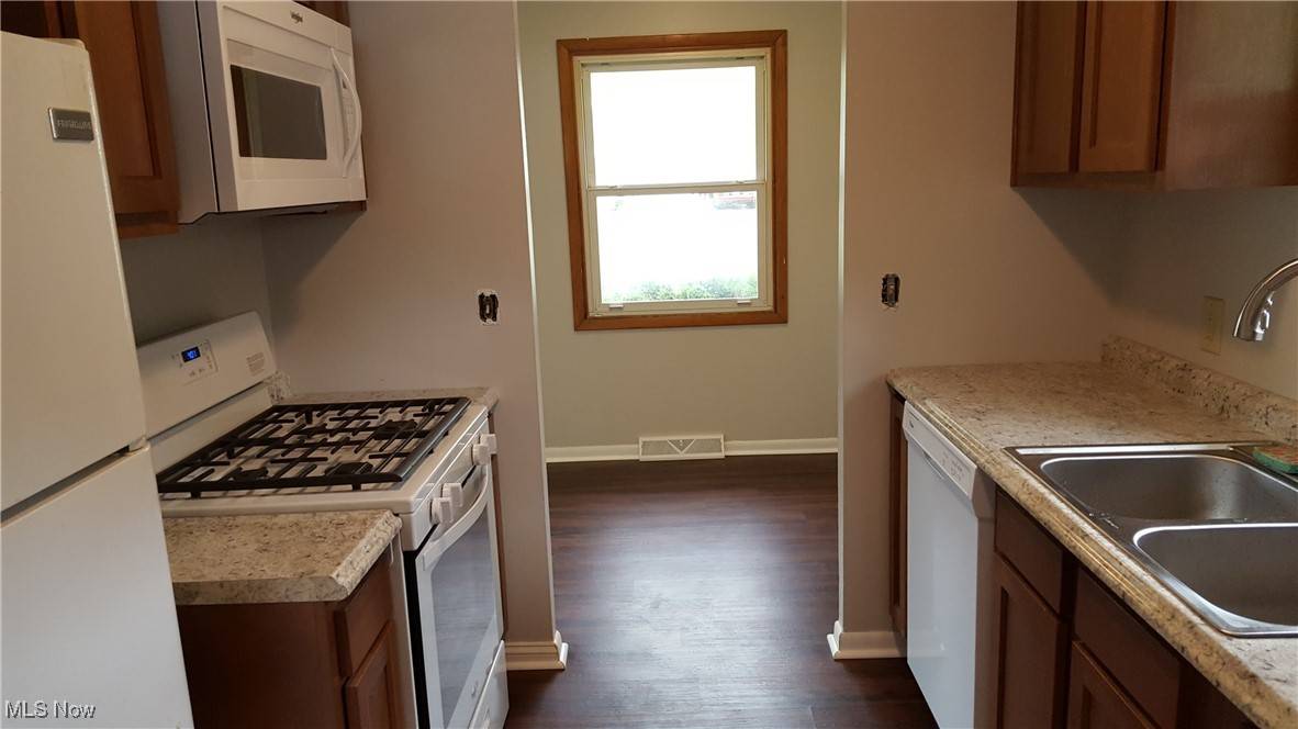 Sheffield Lake, OH 44054,4259 Belle AVE