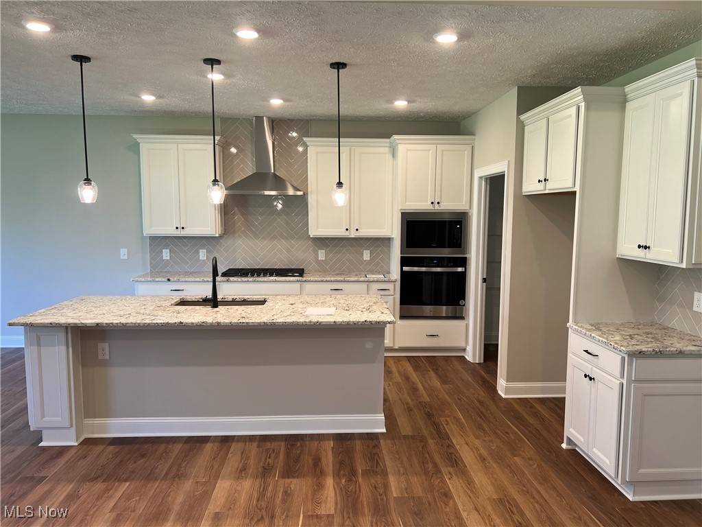 Green, OH 44685,3943 Crest View DR