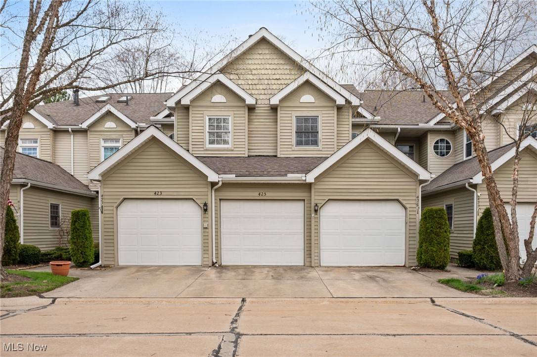 Mayfield Heights, OH 44124,425 Eagle Trace #425