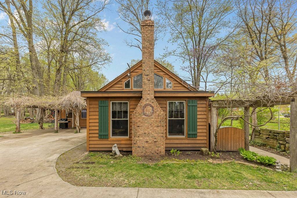 North Olmsted, OH 44070,4120 Clague RD