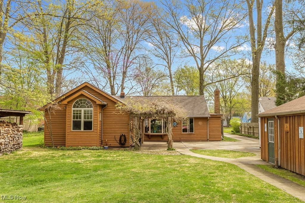 North Olmsted, OH 44070,4120 Clague RD