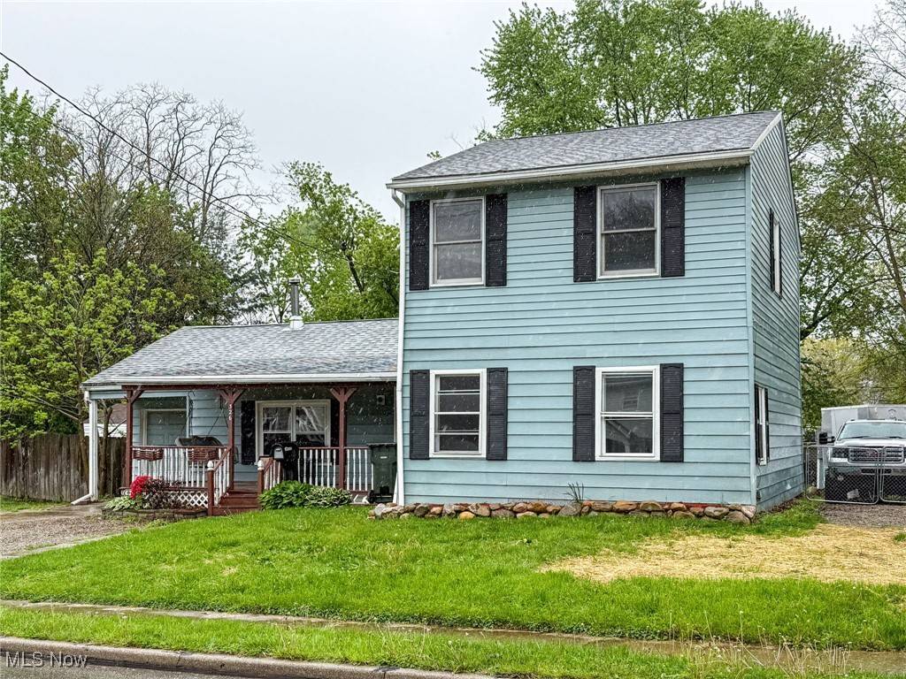 Wadsworth, OH 44281,326 N Lyman ST
