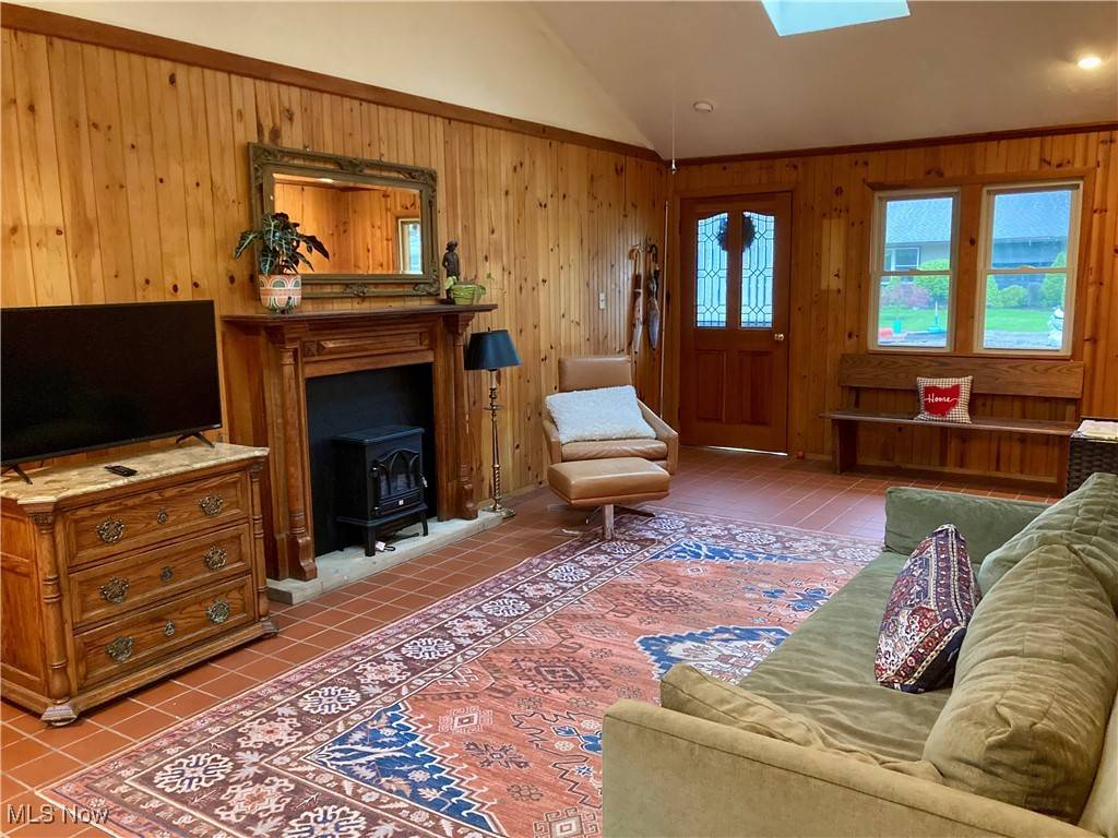 Berea, OH 44017,346 Pattie DR