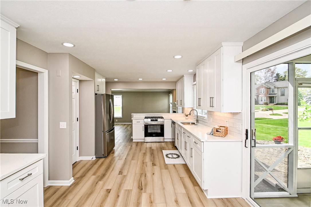 Massillon, OH 44646,4388 Snowy Owl CIR NW