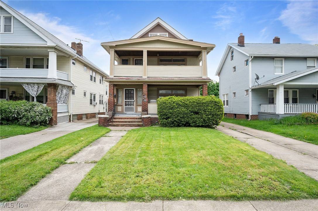 Lakewood, OH 44107,2167 Bunts RD