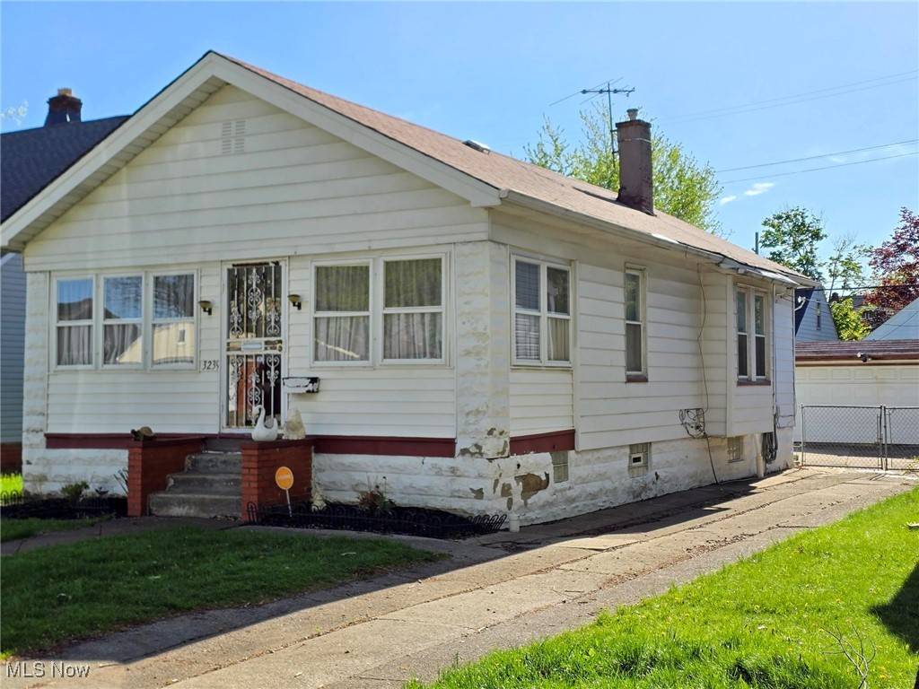 Cleveland, OH 44111,3239 W 129th ST