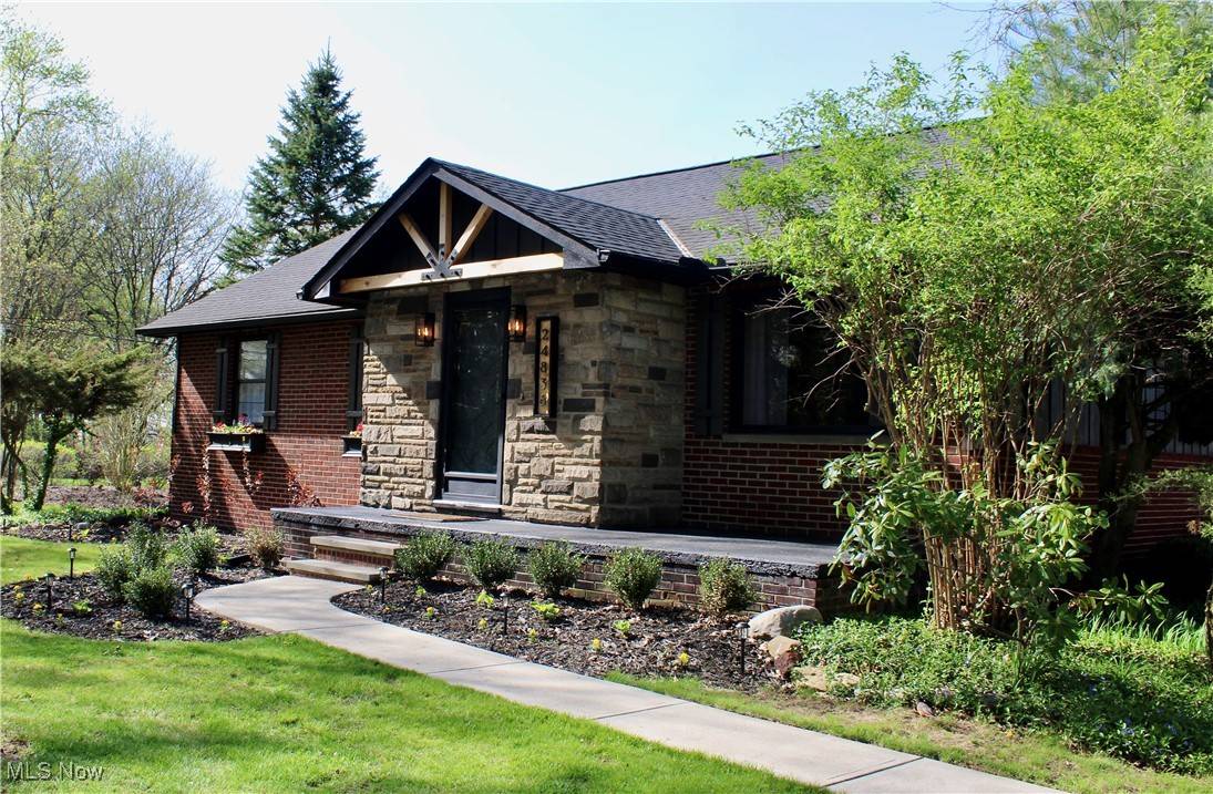 North Olmsted, OH 44070,24836 Kennedy Ridge RD