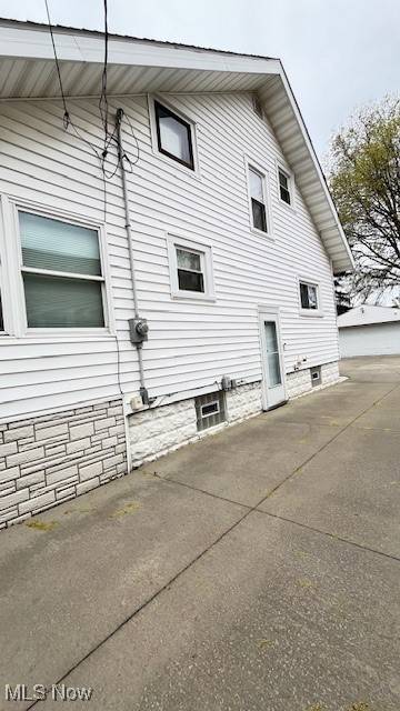 Akron, OH 44306,720 E Crosier ST