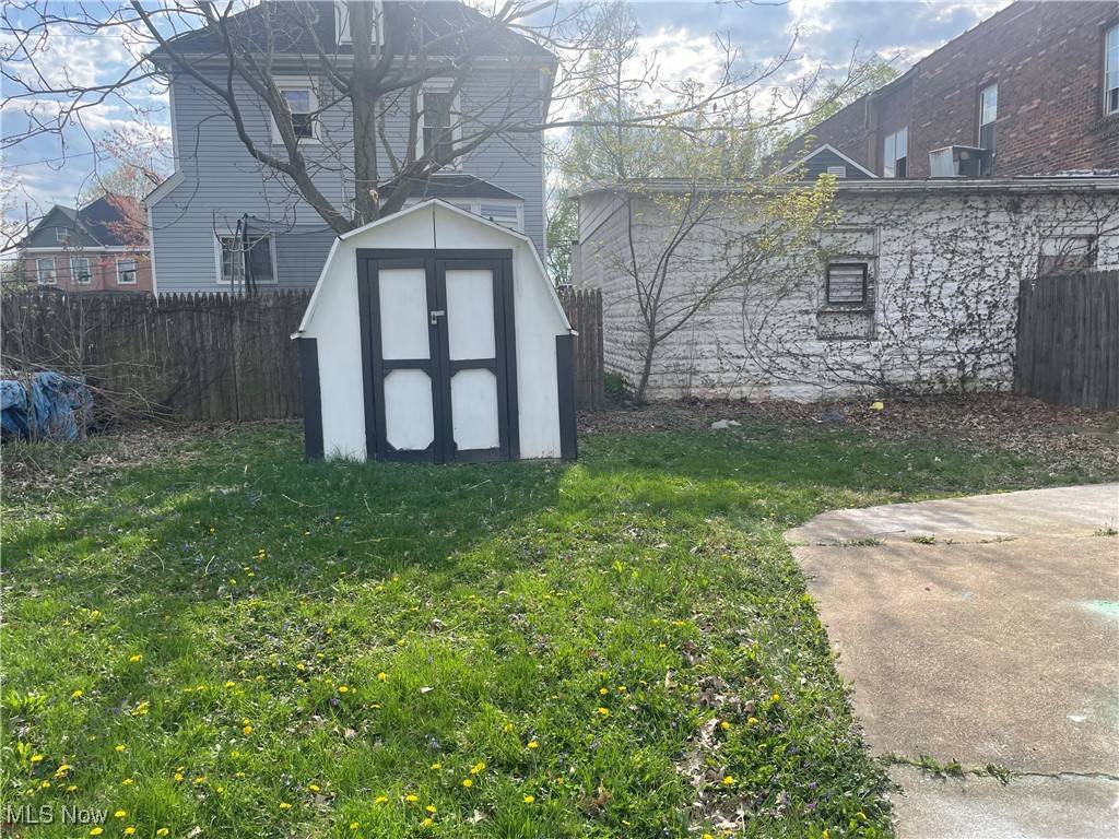 Massillon, OH 44646,615 North AVE NE