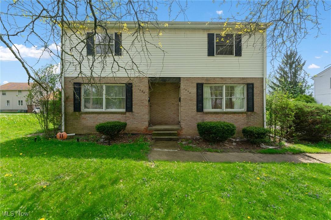 Warren, OH 44483,1536-1548 Montclair ST NE