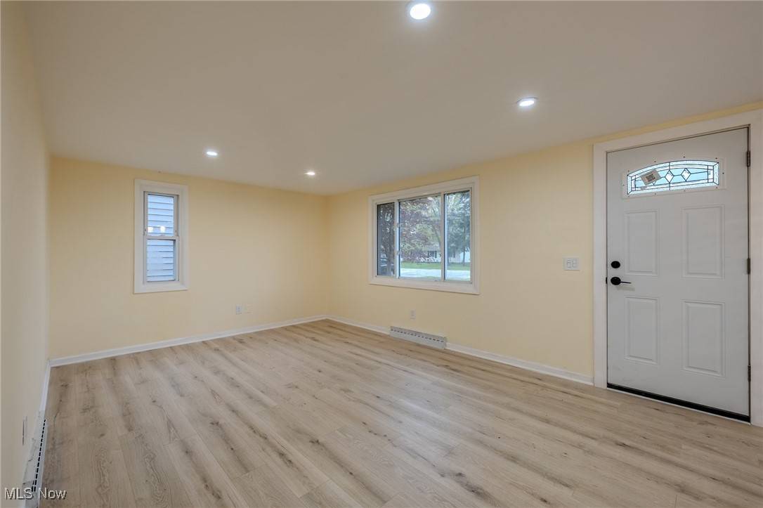 Eastlake, OH 44095,34690 Beach Park AVE