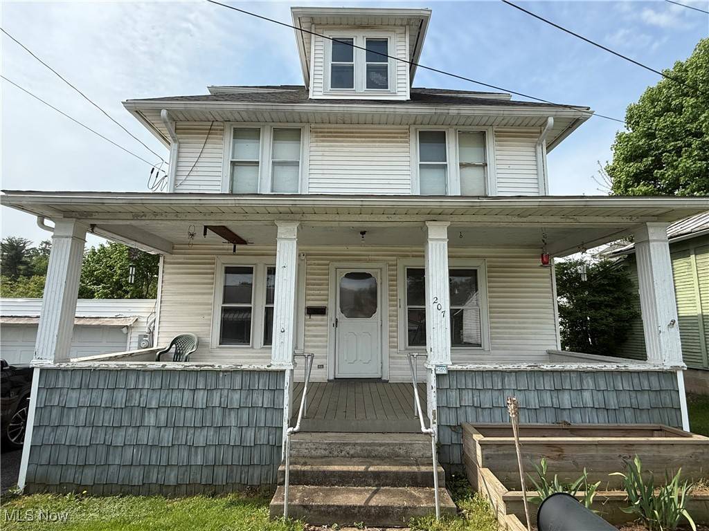Pennsboro, WV 26415,207 E Crown AVE