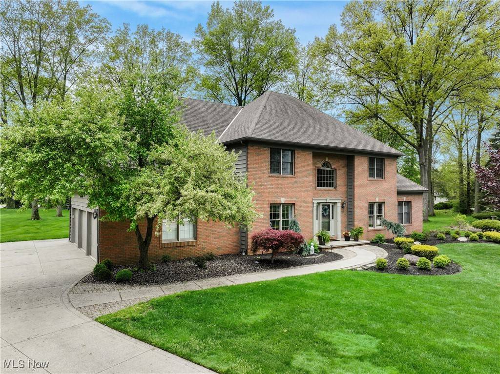 Avon Lake, OH 44012,344 Cheyenne Falls DR