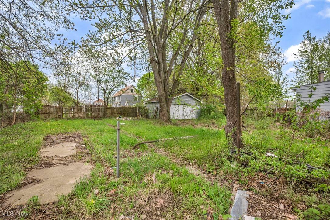Elyria, OH 44035,132 Irondale ST