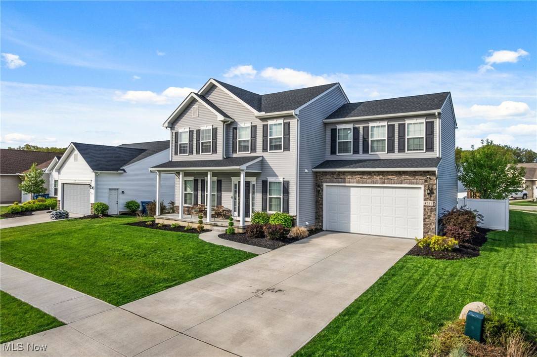 Lorain, OH 44053,4351 Weathervane DR