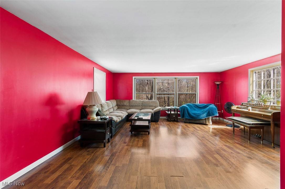 North Canton, OH 44720,7785 Frank AVE NW