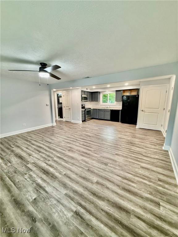 Cuyahoga Falls, OH 44223,260 Graham RD