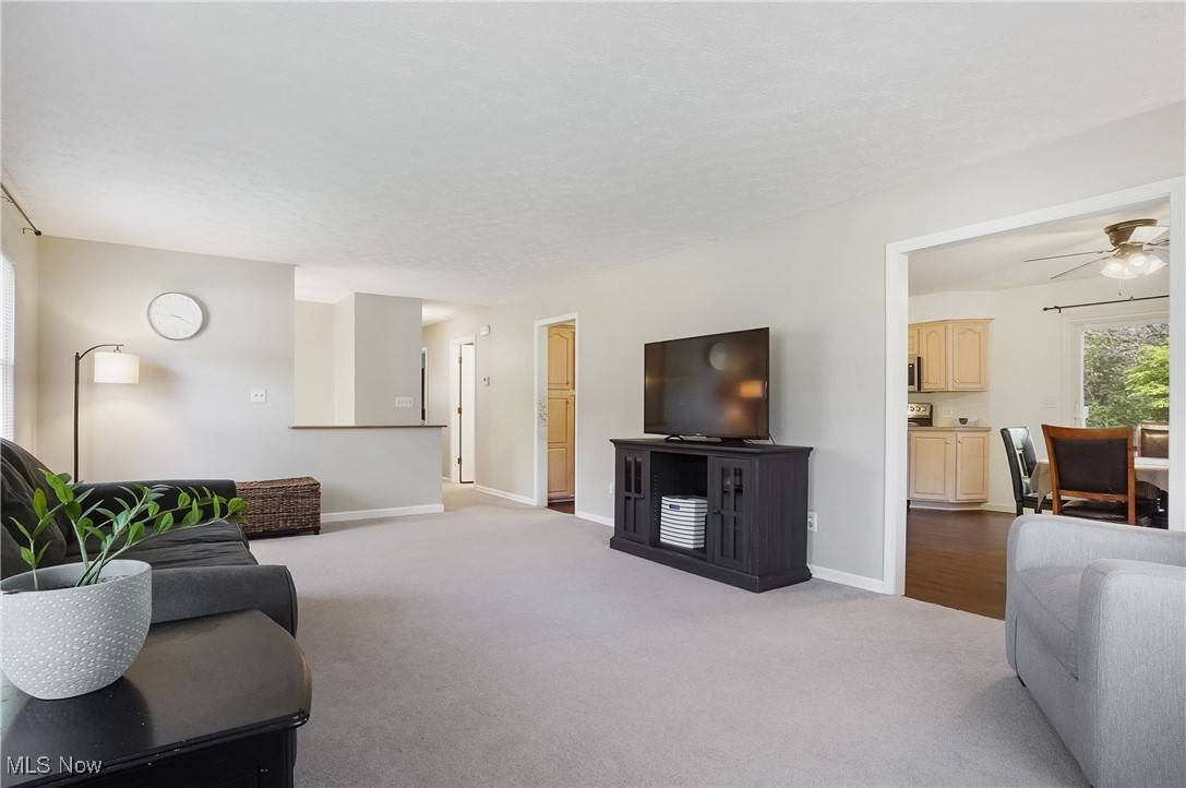 Tallmadge, OH 44278,556 Timothy DR
