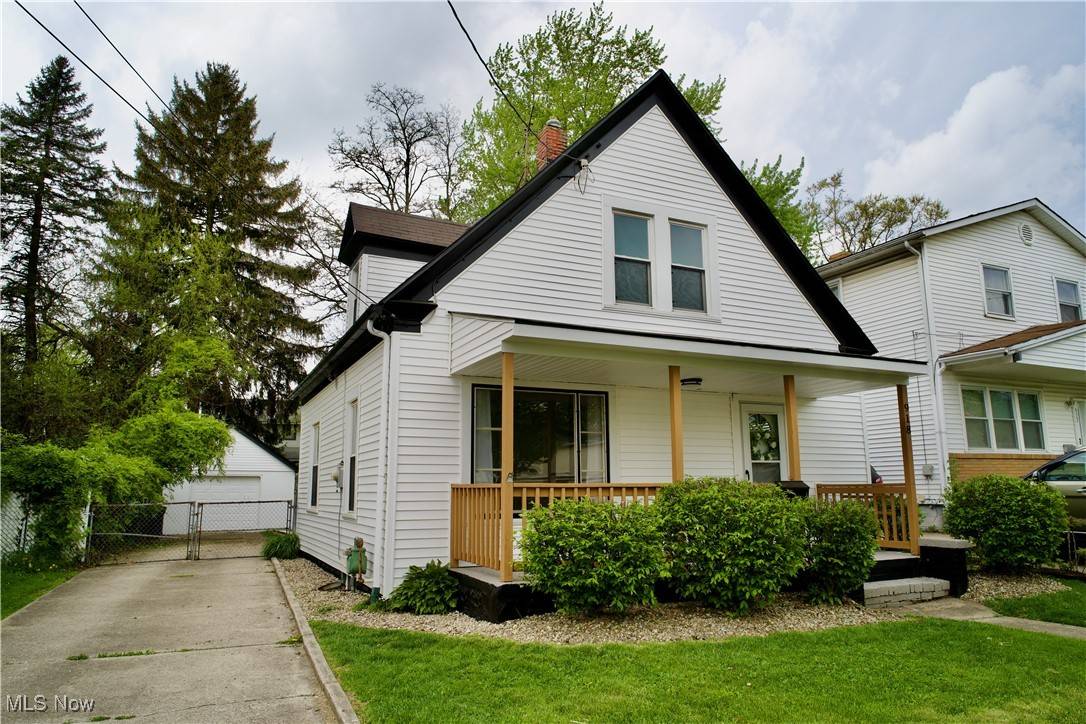 Akron, OH 44310,918 Pitkin AVE