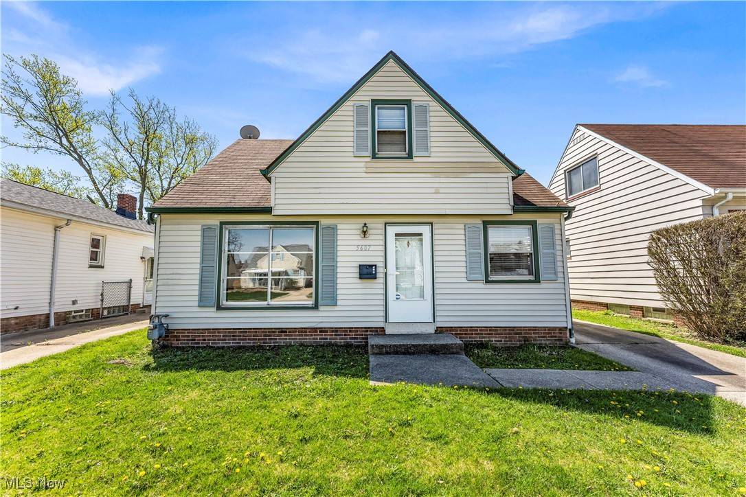 Parma, OH 44129,5607 Allanwood DR
