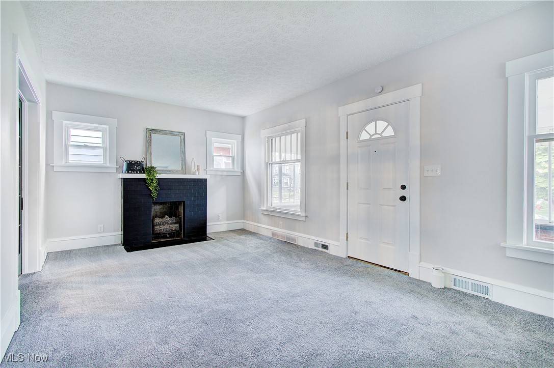 Canton, OH 44714,929 Wertz AVE SW