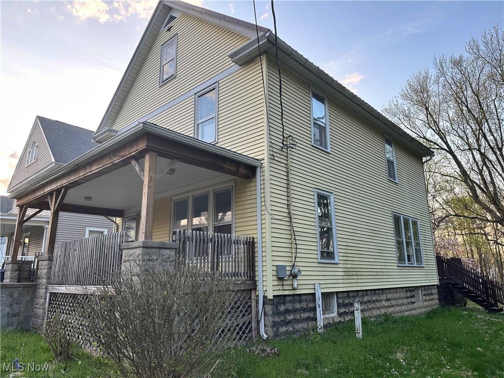 Ashtabula, OH 44004,91 W 44th ST