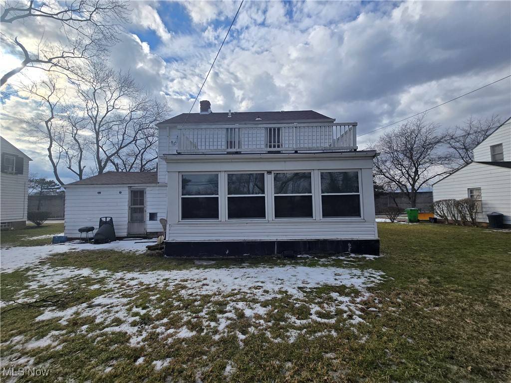Warrensville Heights, OH 44128,19505 Preston RD