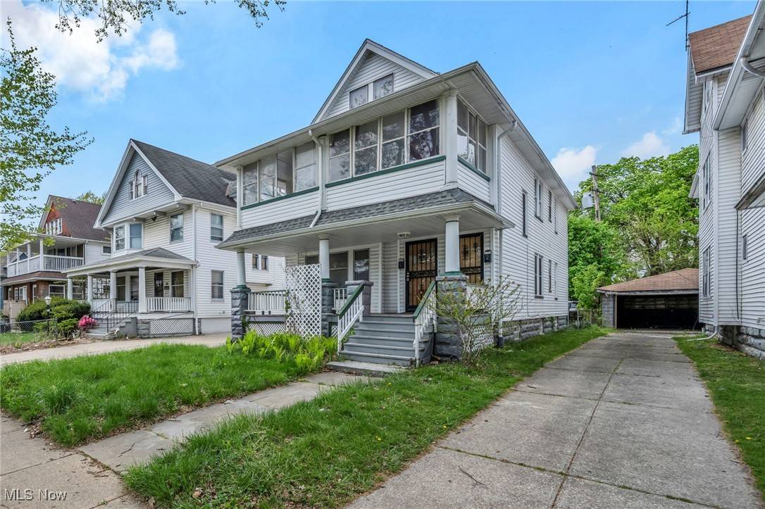 Cleveland, OH 44108,634 E 117th ST