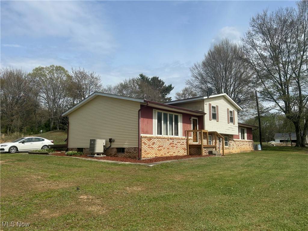 Wellsville, OH 43968,42944 Hammond School RD