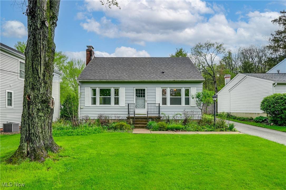 Chagrin Falls, OH 44022,109 Hazelwood DR