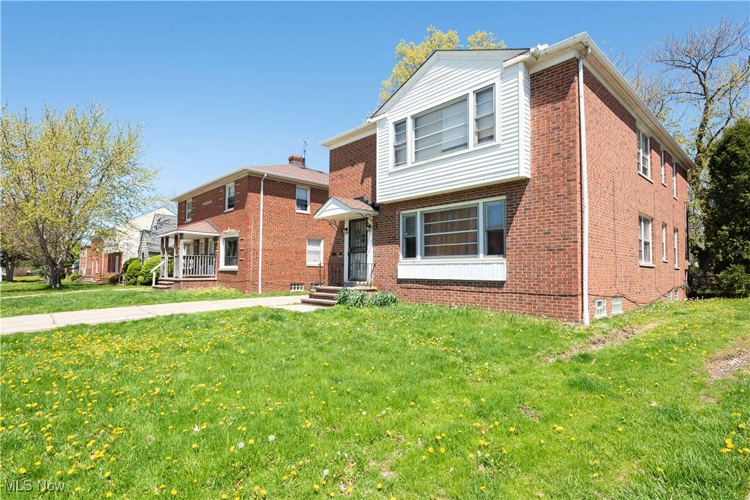 Euclid, OH 44123,665 Babbitt RD
