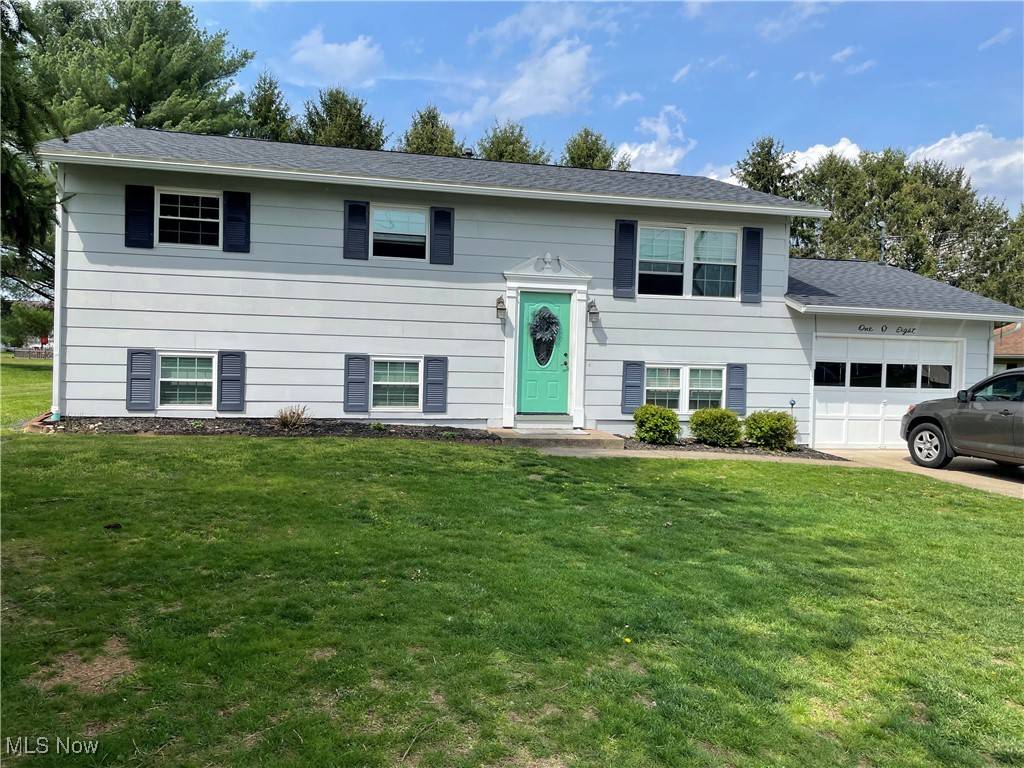 Marietta, OH 45750,108 Mound DR