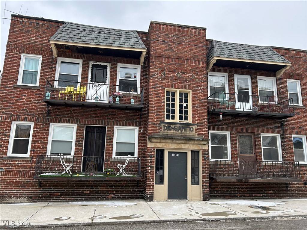 Cleveland, OH 44102,1311 W 69th ST W #4