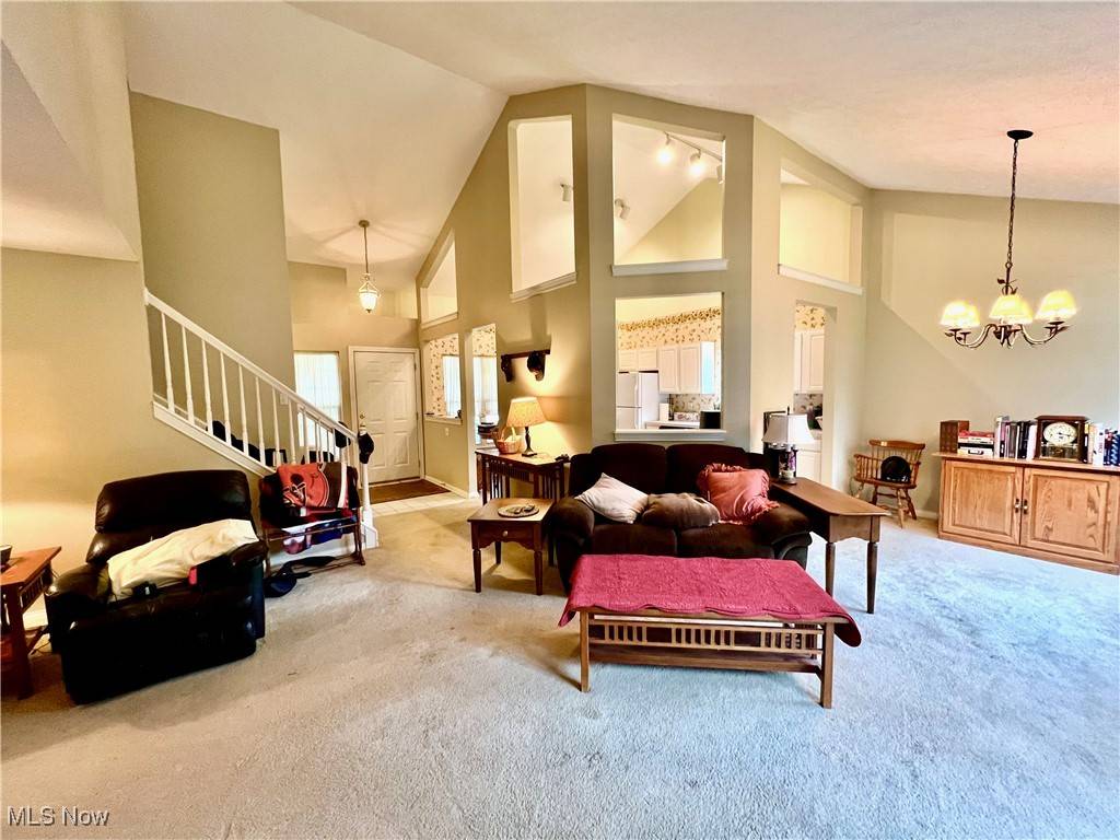 Northfield, OH 44067,386 Woodside DR