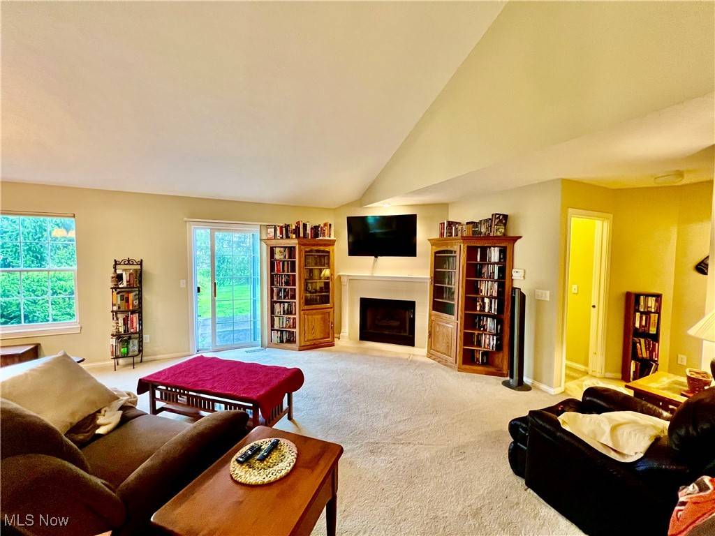 Northfield, OH 44067,386 Woodside DR