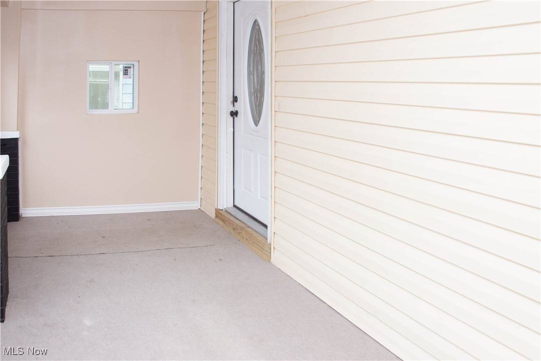 Akron, OH 44301,1093 Wilbur AVE