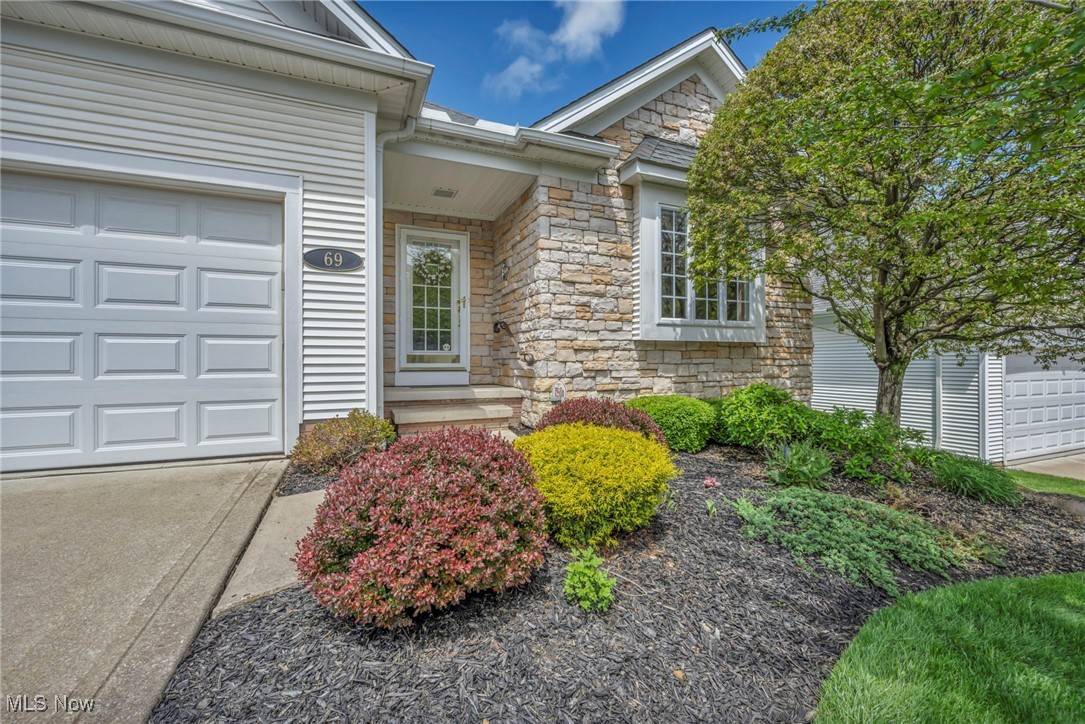 Willoughby, OH 44094,69 Gullybrook LN #69