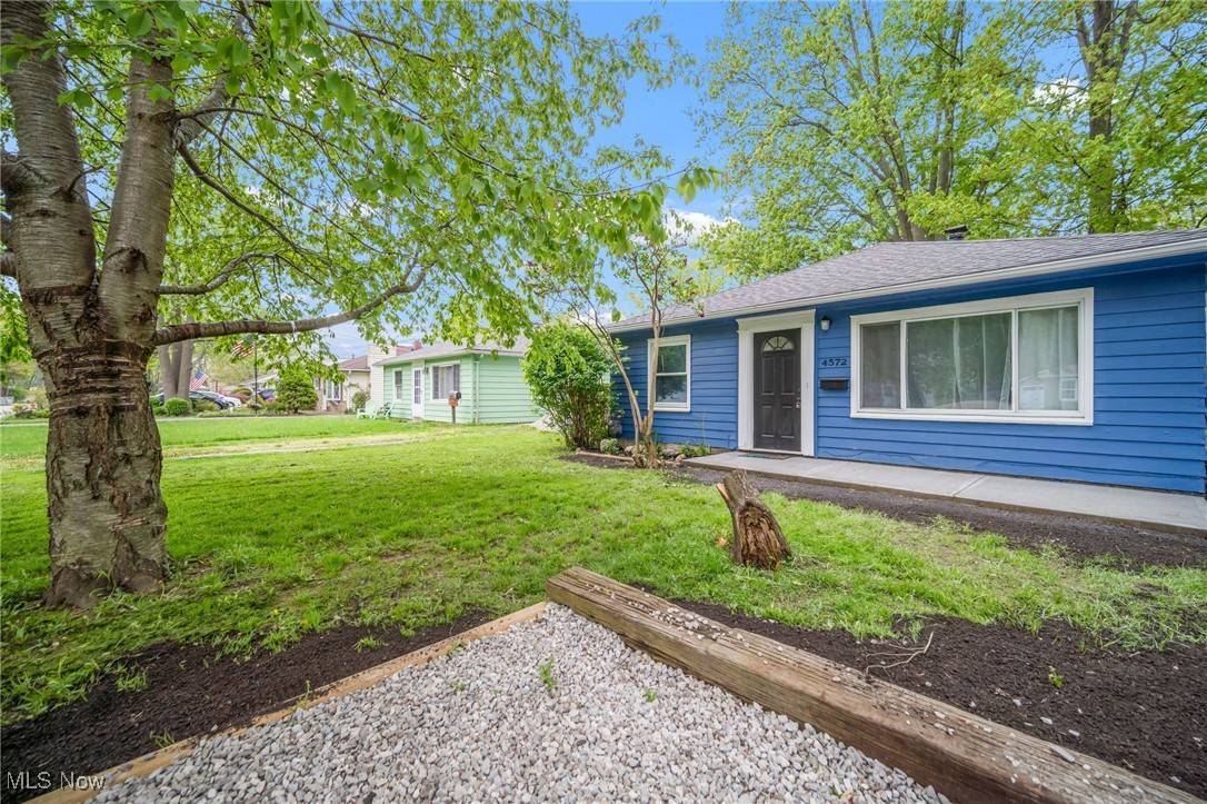 Mentor, OH 44060,4572 Willowbrook DR