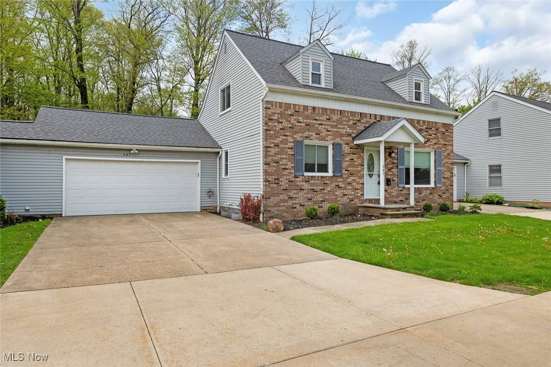 Broadview Heights, OH 44147,947 Tollis Pkwy