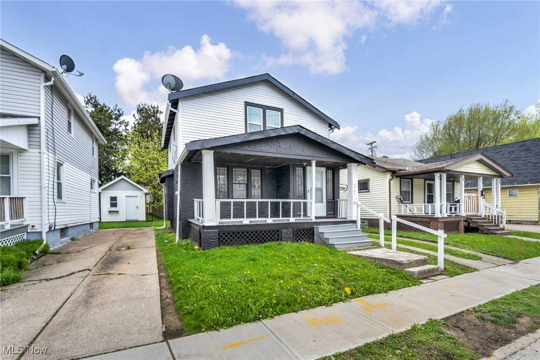 Cleveland, OH 44109,1703 Crestline AVE