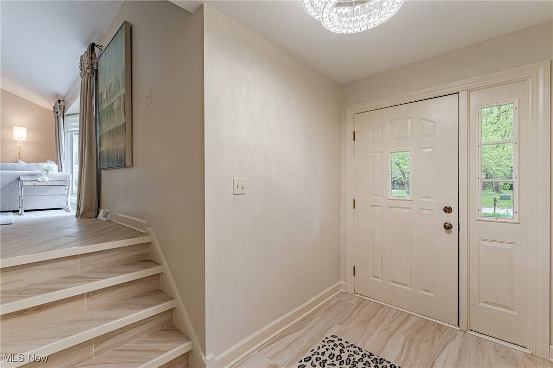 Solon, OH 44139,33373 Cromwell DR