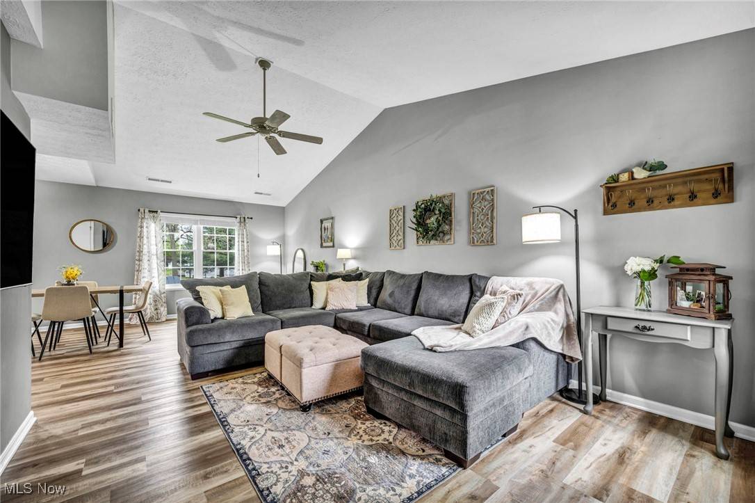 Rootstown, OH 44272,3994 Marsh Creek LN