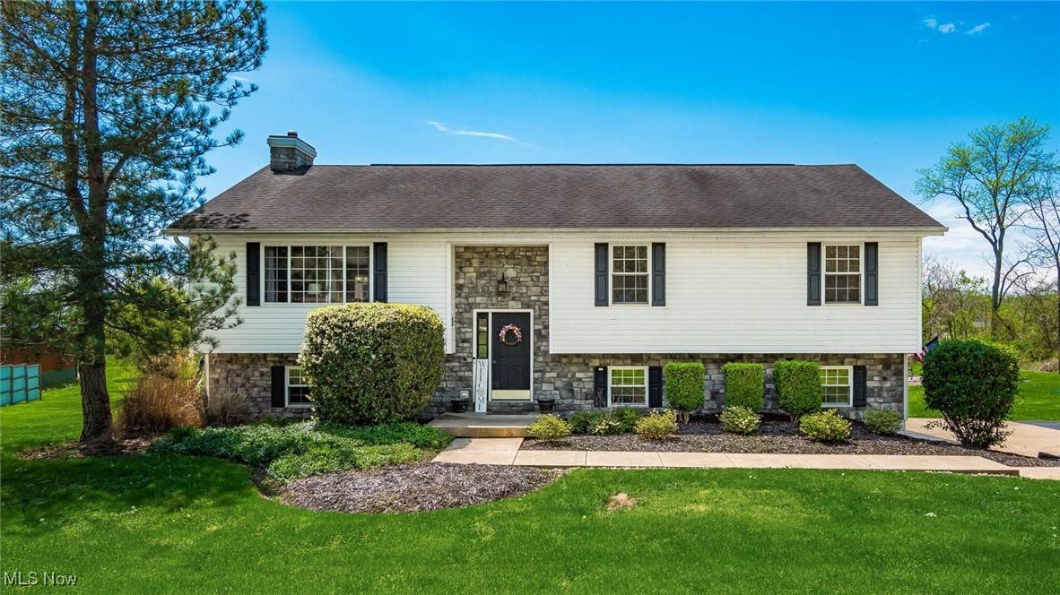 Nashport, OH 43830,7195 Frazeysburg RD