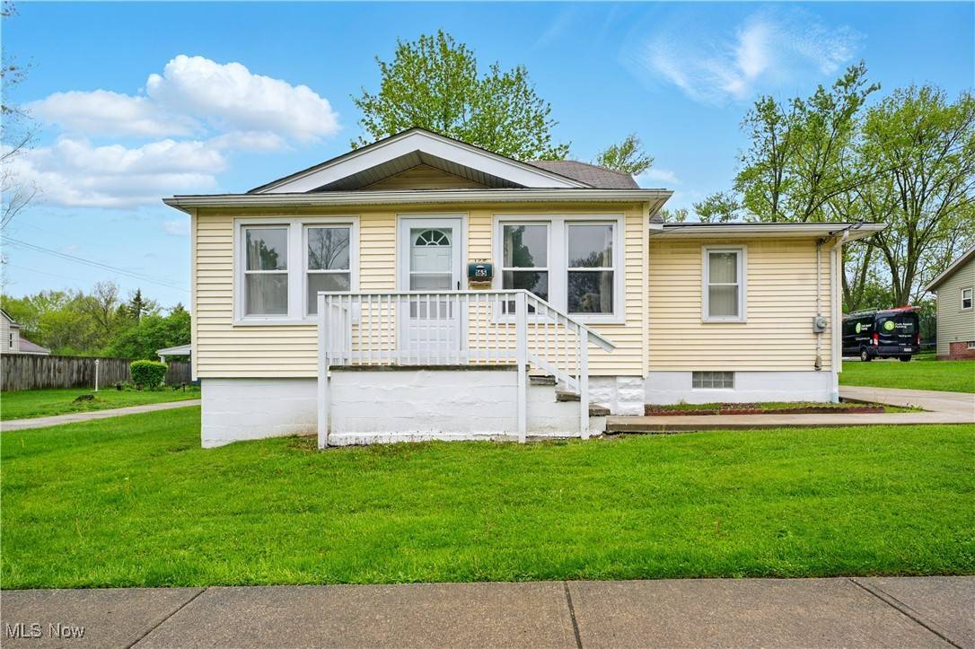 Bedford, OH 44146,165 Talbot DR