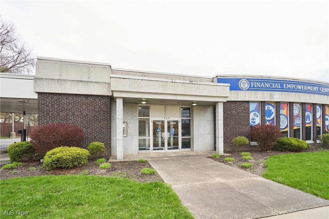 Akron, OH 44314,1060 Kenmore BLVD
