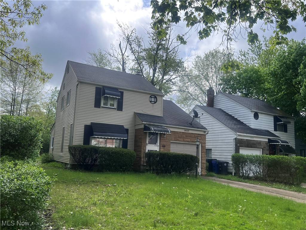 Cleveland, OH 44128,3925 Strandhill RD