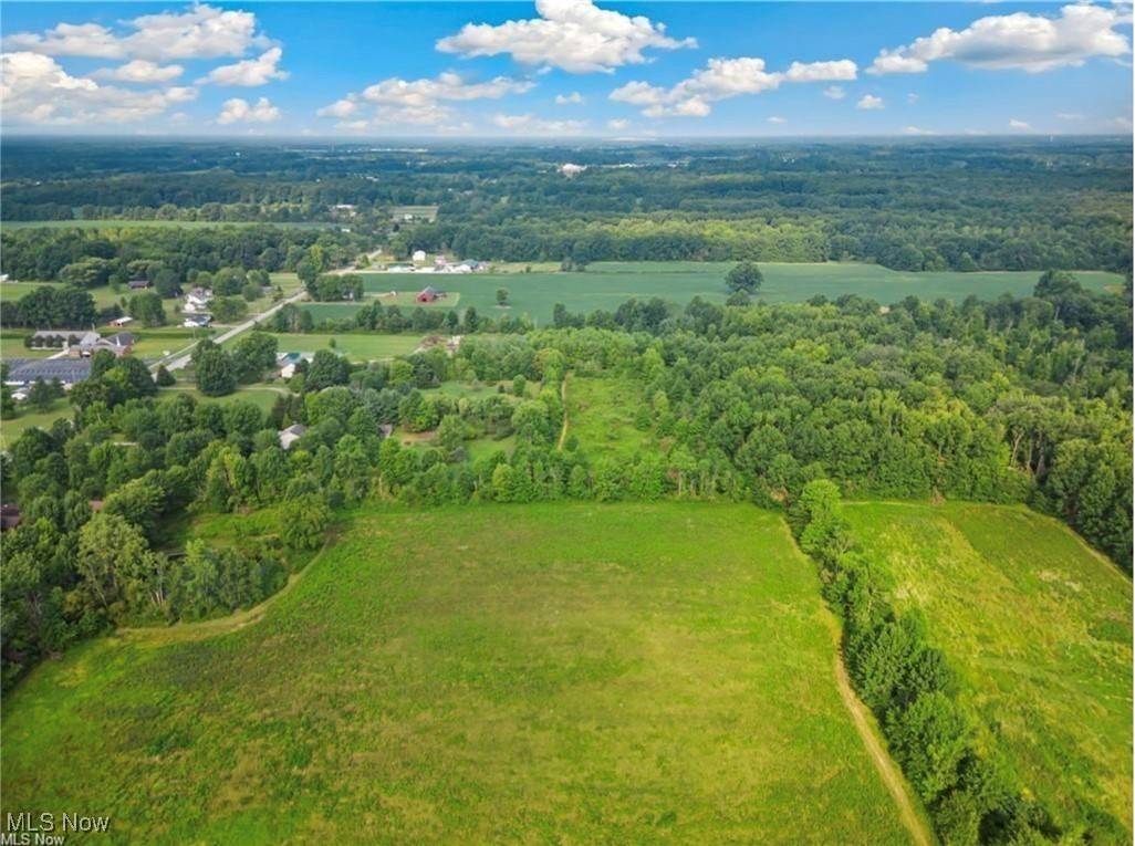 Grafton, OH 44044,V/L Capel RD
